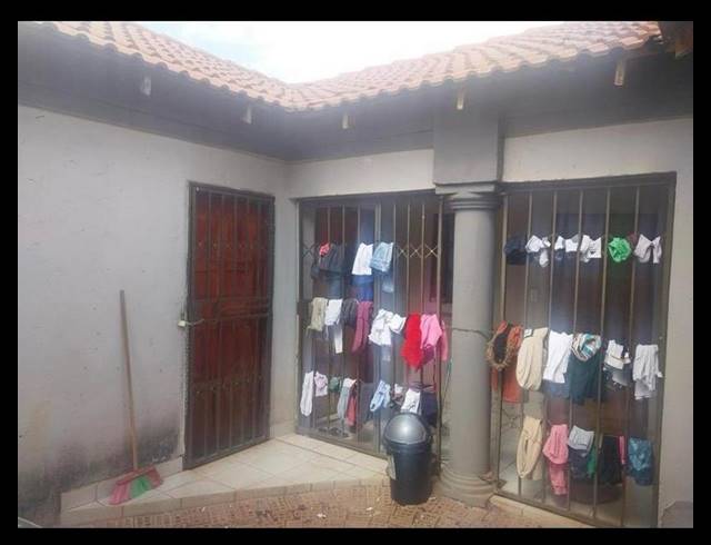 2 BEDROOM HOUSE FOR SALE IN LEHAE